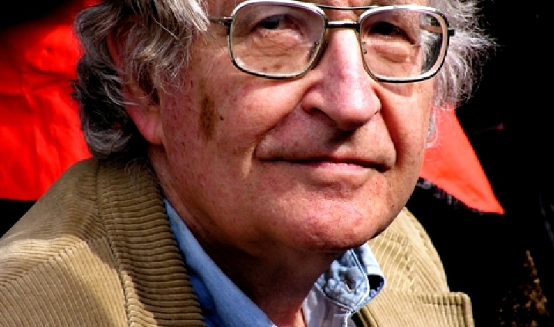 Studenti del liceo classico di Formia incontrano Noam Chomsky
