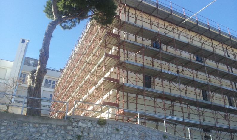 Ospedale di Gaeta: corre voce che consolidino il tetto dei cappuccini….195 mila euro + IVA Ospedale di Gaeta: corre voce che consolidino il tetto dei cappuccini….195 mila euro + IVA