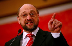 Martin Schulz, liderul grupului socialist din P.E, participa la mitingul electoral organizat de PSD Sector 2, in Bucuresti